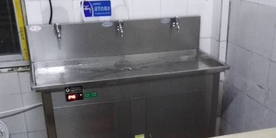 高中學(xué)校如何選擇校園直飲水機(jī)