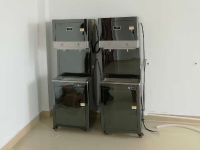 深圳大學(xué)西麗醫(yī)院開(kāi)水器選擇圣藍(lán)，呵護(hù)健康飲水