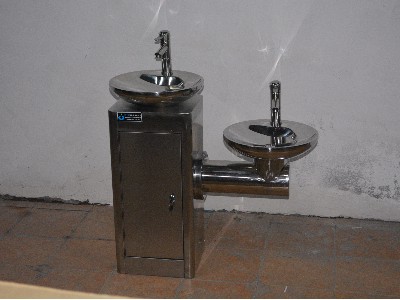 室外公共洗手臺