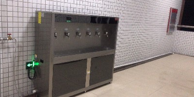 圣藍校園直飲水機：為學生提供安全飲水