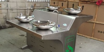 公園里的直飲水設施是怎么樣的