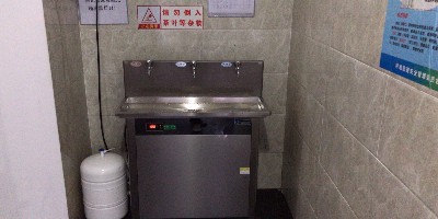 工廠直飲水機選擇什么品牌的好呢？