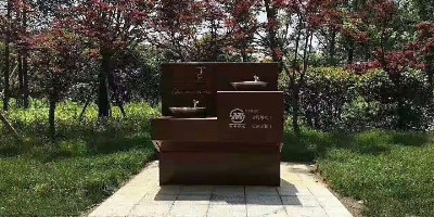 廣場公園用大型飲水機選擇哪個廠家好