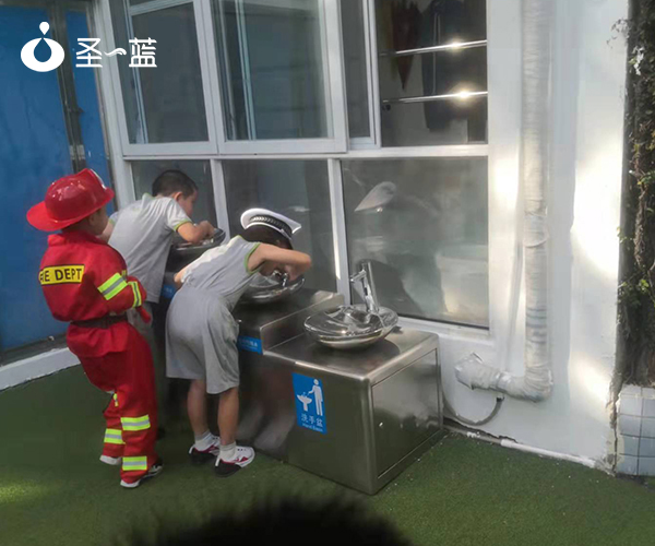 戶外直飲水臺